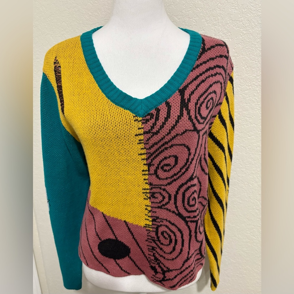 Tim Burtons The Nightmare Before Christmas Womens Medium Sally Crop Sweater